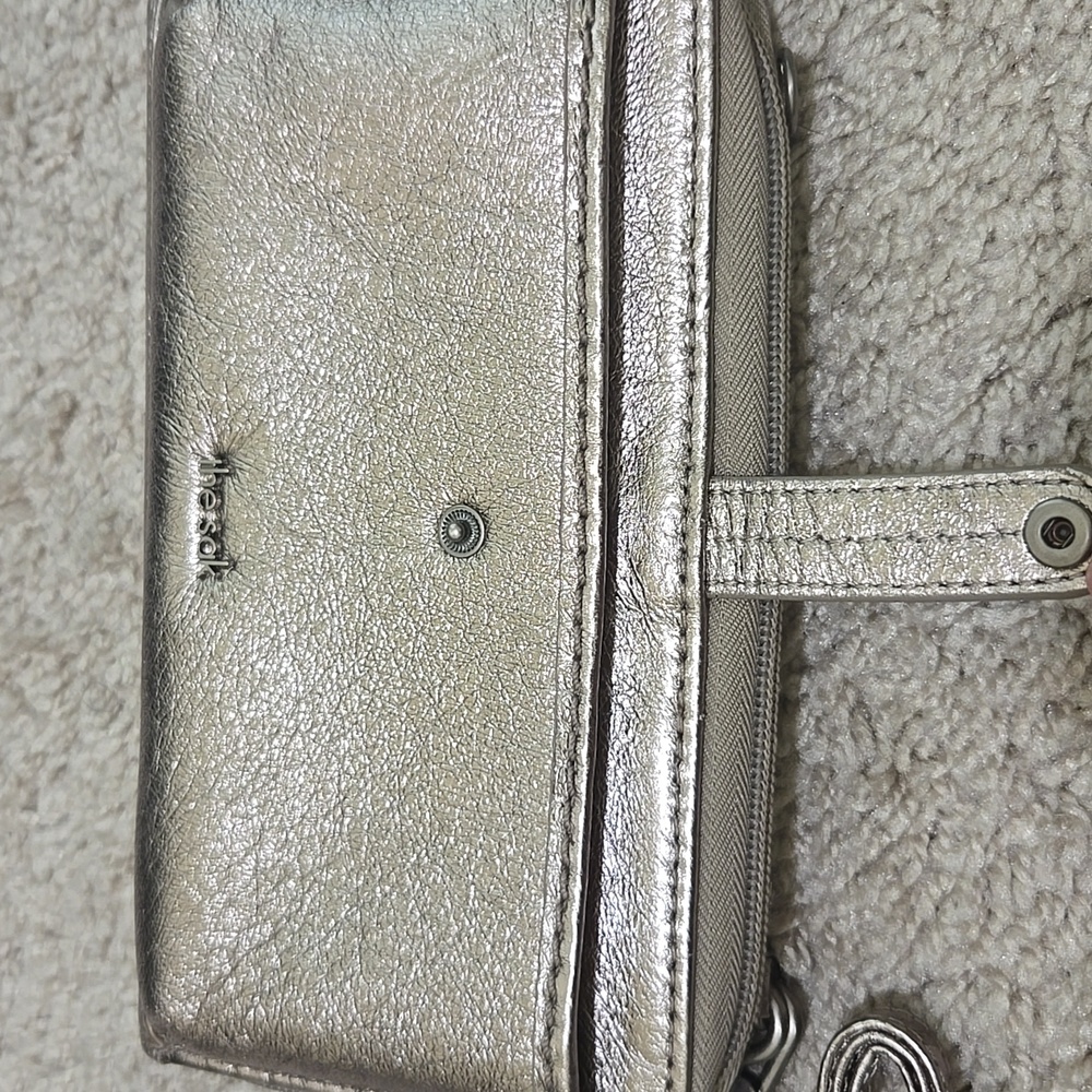 Like New The Sak Gold Metallic Wallet with Strap - Picture 11 of 12